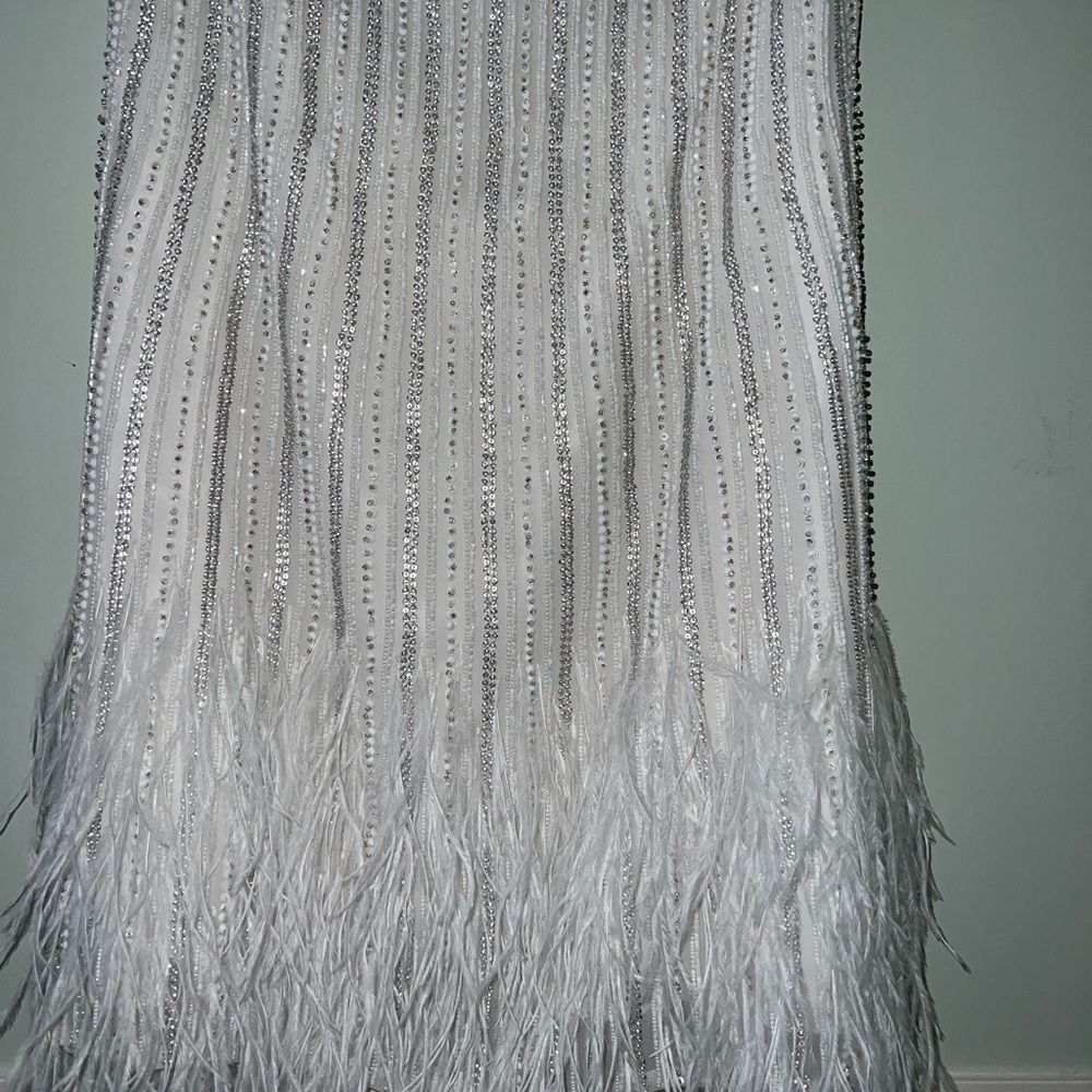 Retrofête White Sequin Feather Mini Dress - Picture 6 of 8